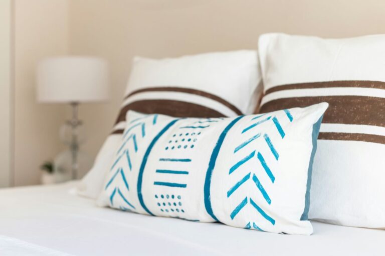 Nowoczesne pościele – jak stworzyć stylową, komfortową i funkcjonalną sypialnię